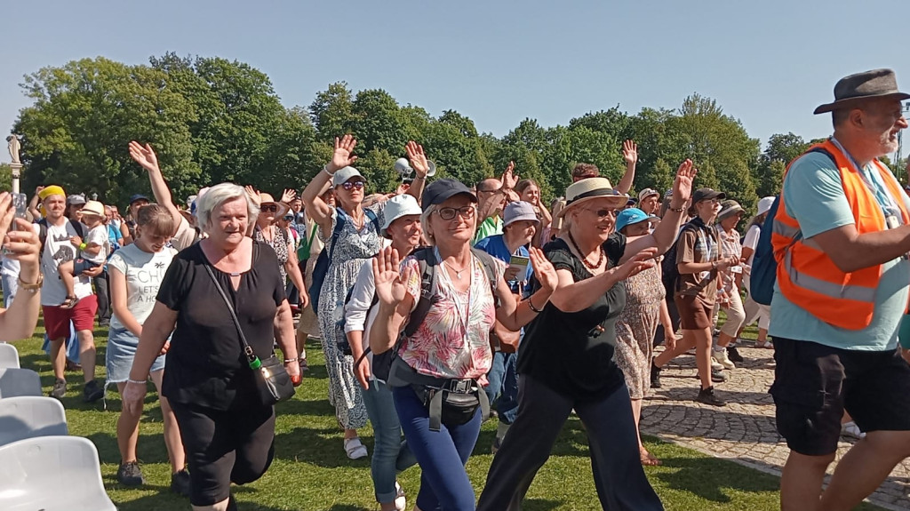 Konecczanie już w Częstochowie. Wideo i zdjęcia z wejścia na Jasną Górę