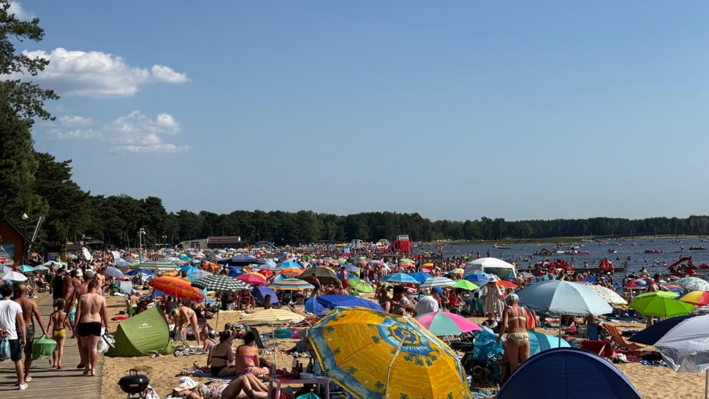 Sierpniowy weekend w Sielpi z nieprzebranymi tłumami [zdjęcia]