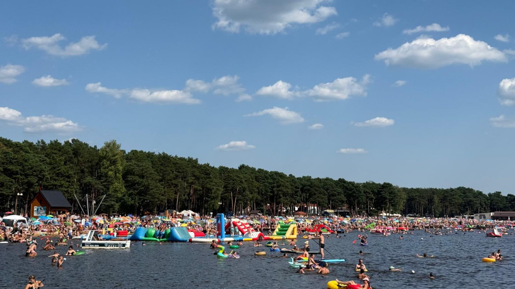 Sierpniowy weekend w Sielpi z nieprzebranymi tłumami [zdjęcia]