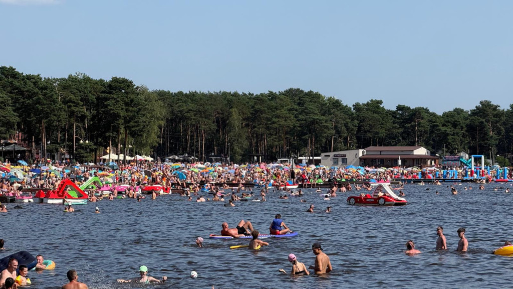 Sierpniowy weekend w Sielpi z nieprzebranymi tłumami [zdjęcia]