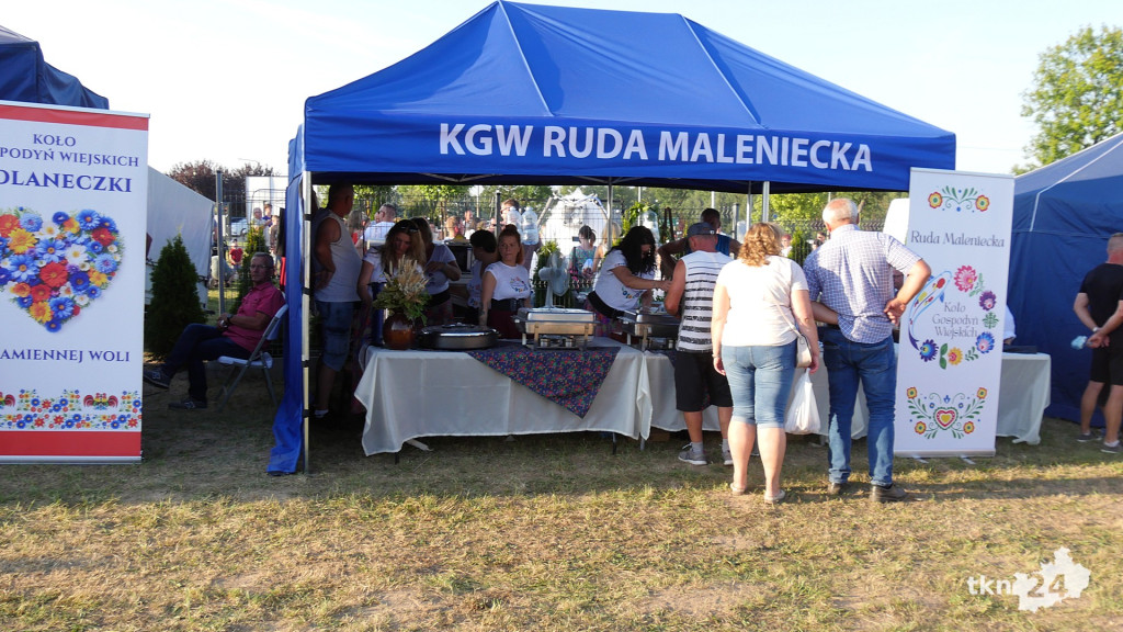 Dożynki powiatu tym razem w Smykowie. Tradycja i wspaniała zabawa z Zenkiem [wideo]