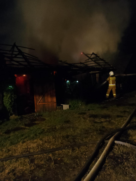 Pożar stodoły w gminie Słupia Konecka. Prawdopodobnie było to podpalenie