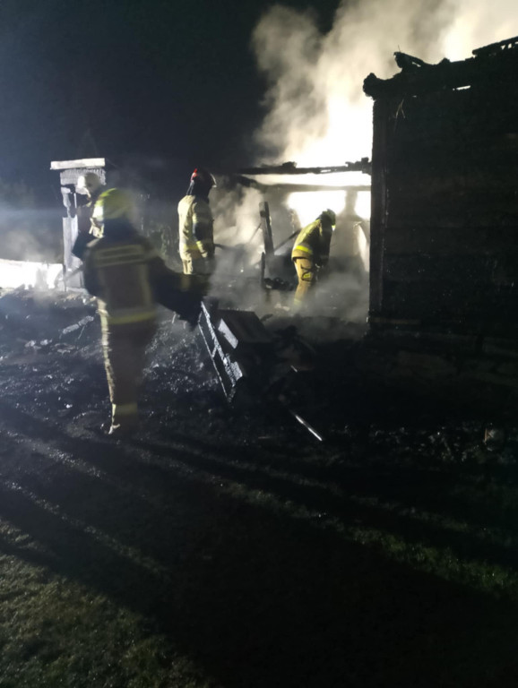 Pożar stodoły w gminie Słupia Konecka. Prawdopodobnie było to podpalenie
