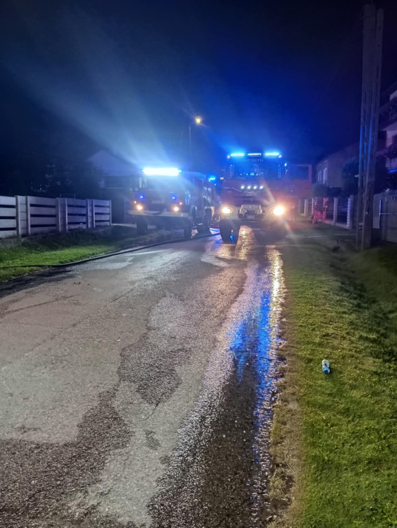 Pożar stodoły w gminie Słupia Konecka. Prawdopodobnie było to podpalenie