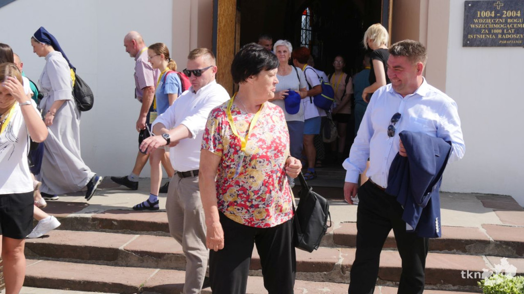 175 raz na pątniczym szlaku. Wymaszerowała pielgrzymka z Radoszyc [wideo, zdjęcia]