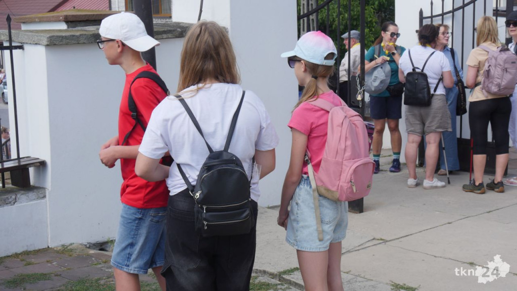 175 raz na pątniczym szlaku. Wymaszerowała pielgrzymka z Radoszyc [wideo, zdjęcia]
