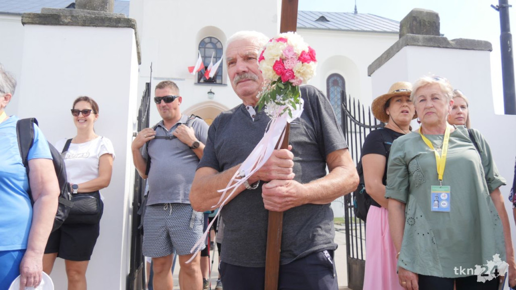 175 raz na pątniczym szlaku. Wymaszerowała pielgrzymka z Radoszyc [wideo, zdjęcia]