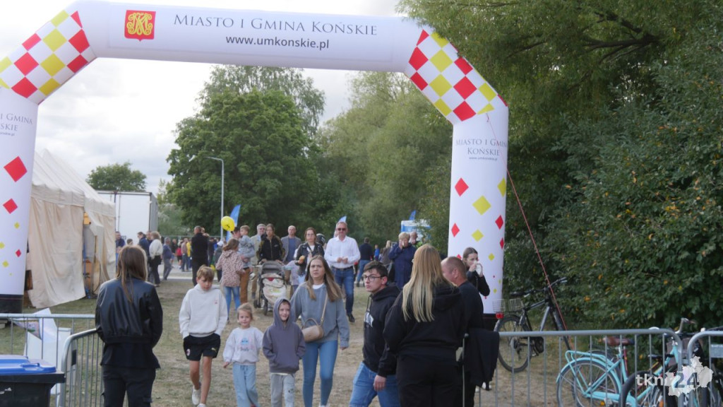 Sobota na Dniach Końskich. Świetni lokalni muzycy, sport i Kubańczyk [wideo, zdjęcia]