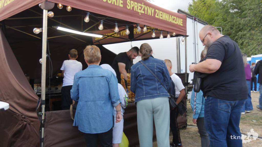 Sobota na Dniach Końskich. Świetni lokalni muzycy, sport i Kubańczyk [wideo, zdjęcia]