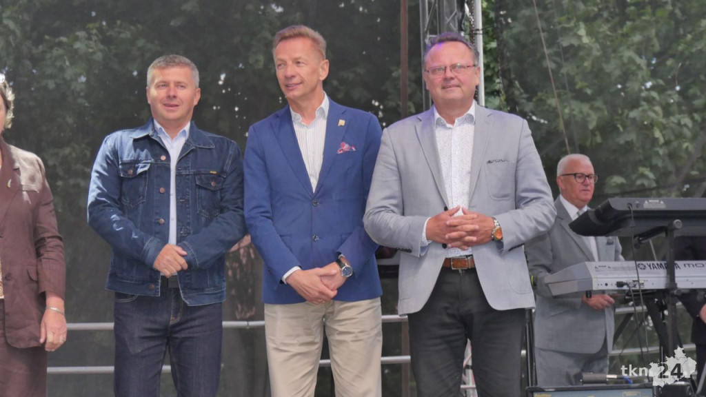 Sobota na Dniach Końskich. Świetni lokalni muzycy, sport i Kubańczyk [wideo, zdjęcia]