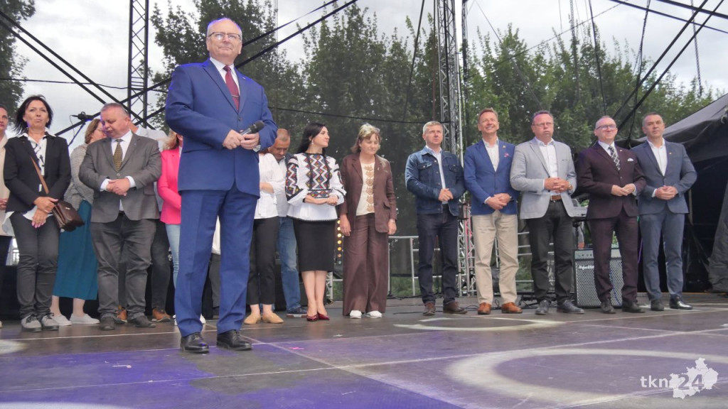 Sobota na Dniach Końskich. Świetni lokalni muzycy, sport i Kubańczyk [wideo, zdjęcia]