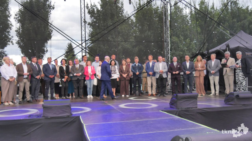 Sobota na Dniach Końskich. Świetni lokalni muzycy, sport i Kubańczyk [wideo, zdjęcia]