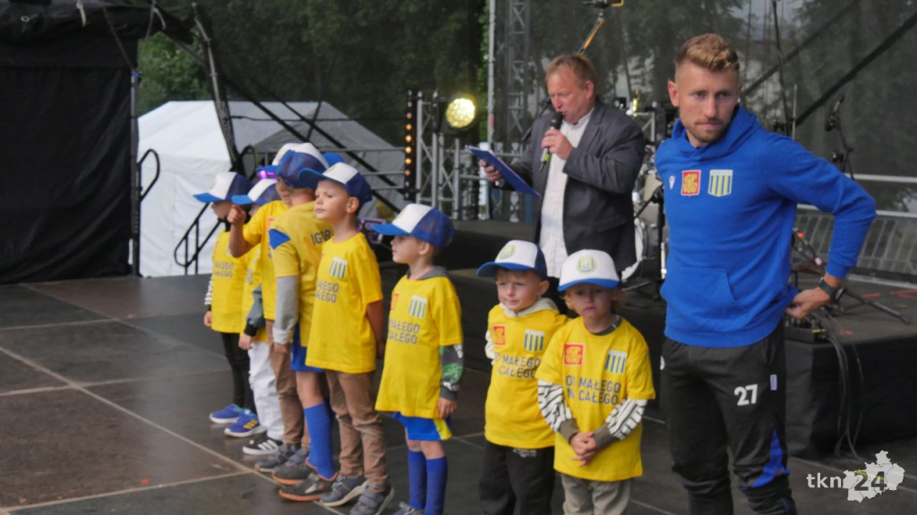 Sobota na Dniach Końskich. Świetni lokalni muzycy, sport i Kubańczyk [wideo, zdjęcia]
