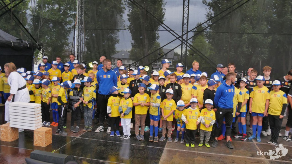Sobota na Dniach Końskich. Świetni lokalni muzycy, sport i Kubańczyk [wideo, zdjęcia]