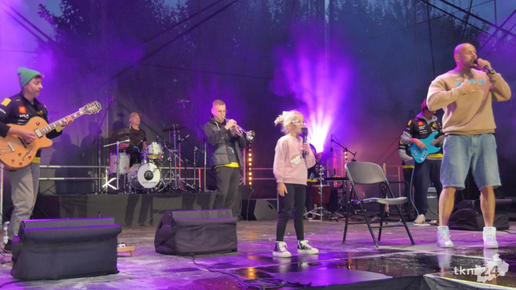 Sobota na Dniach Końskich. Świetni lokalni muzycy, sport i Kubańczyk [wideo, zdjęcia]