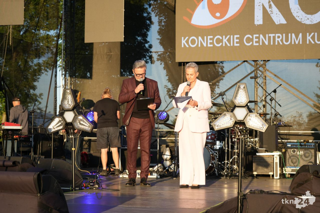 Świetne zwieńczenie Dni Końskich 2025. Zespół Wilki przyciągnął tłumy [wideo, zdjęcia]