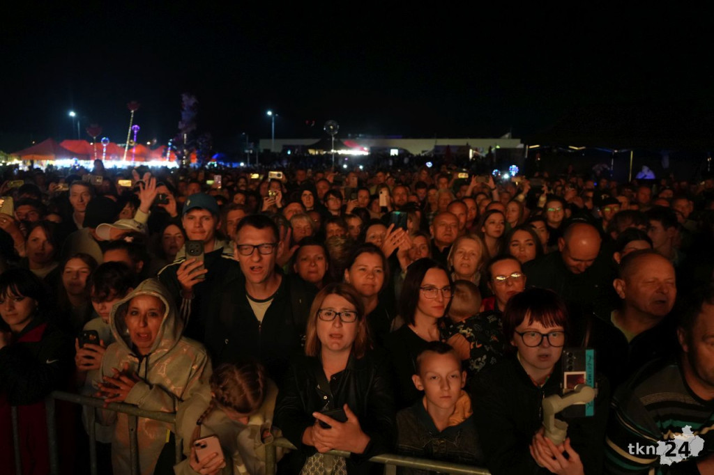 Świetne zwieńczenie Dni Końskich 2025. Zespół Wilki przyciągnął tłumy [wideo, zdjęcia]