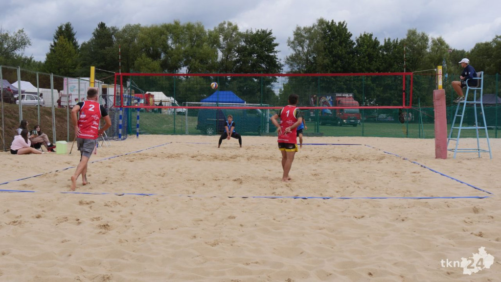 Konecka Plaża 2025. Turniej siatkówki plażowej na Dni Końskich [wideo, zdjęcia]