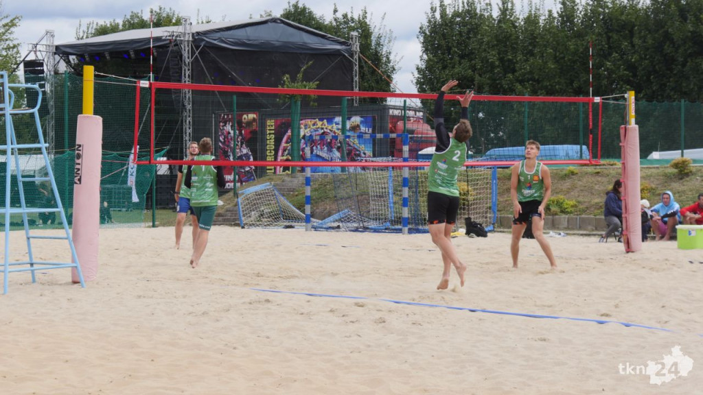 Konecka Plaża 2025. Turniej siatkówki plażowej na Dni Końskich [wideo, zdjęcia]