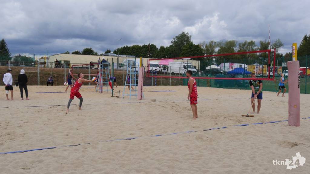Konecka Plaża 2025. Turniej siatkówki plażowej na Dni Końskich [wideo, zdjęcia]