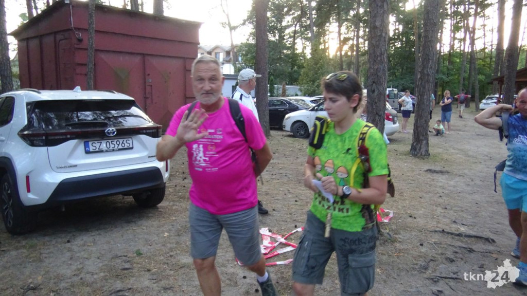 Konecka Setka ruszyła. Najwytrwalsi piechurzy są na trasie [wideo, zdjęcia]