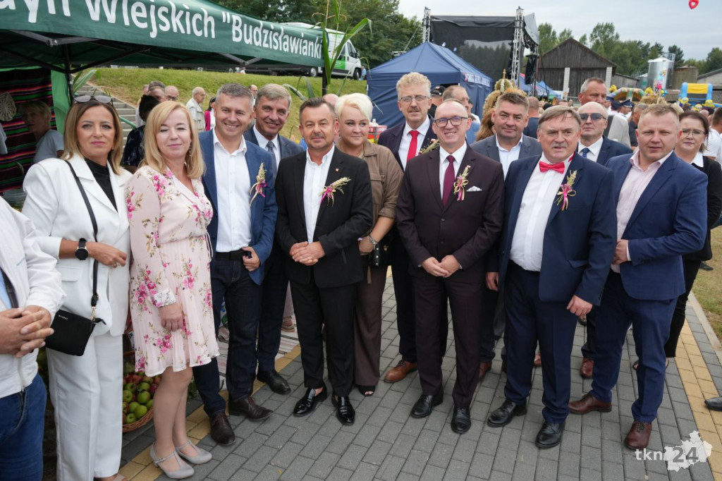 Zespół Baciary gwiazdą dożynek w gminie Słupia Konecka [wideo, zdjęcia]