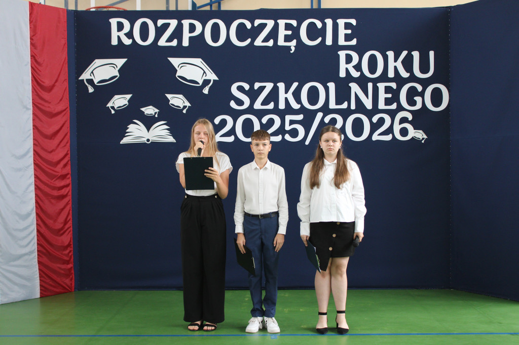 Gmina Smyków uroczyście powitała nowy rok szkolny [zdjęcia]