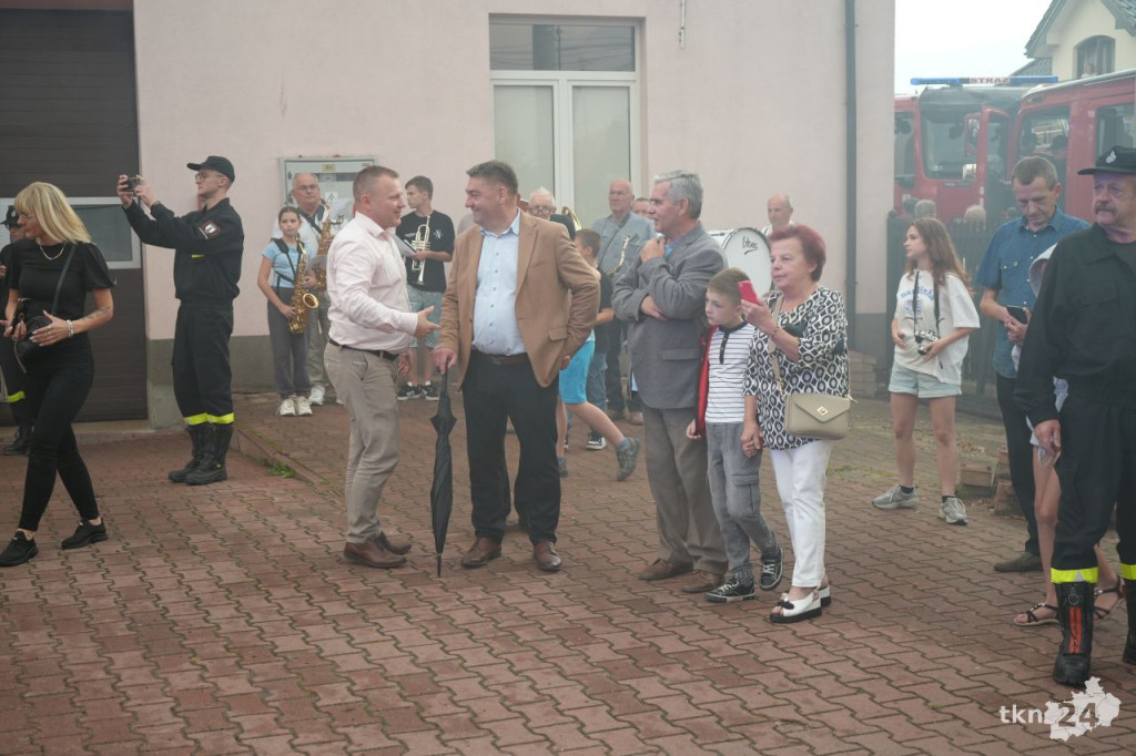 OSP Radoszyce zyskało nowy wóz strażacki [wideo, zdjęcia]