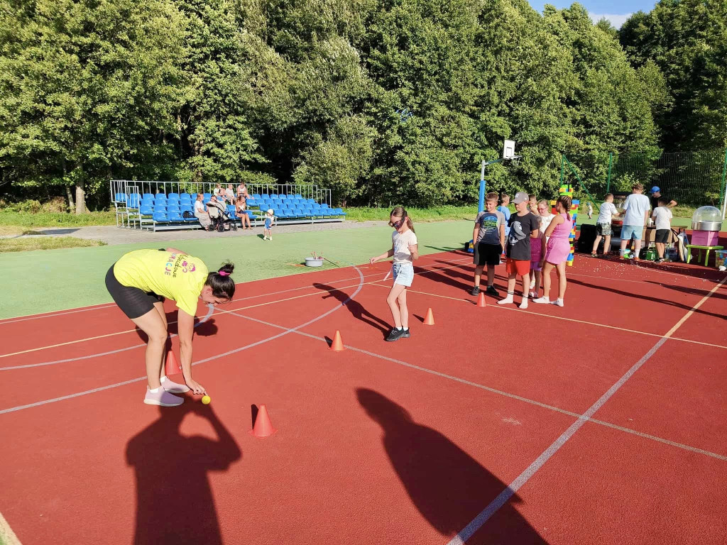 Ponad 600 dzieci uczestniczyło w Radosnych Wakacjach w Gminie Fałków [zdjęcia]