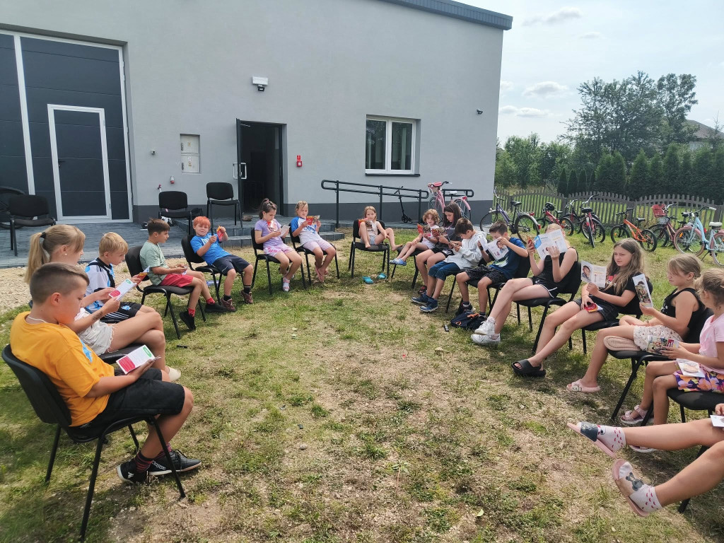 Ponad 600 dzieci uczestniczyło w Radosnych Wakacjach w Gminie Fałków [zdjęcia]