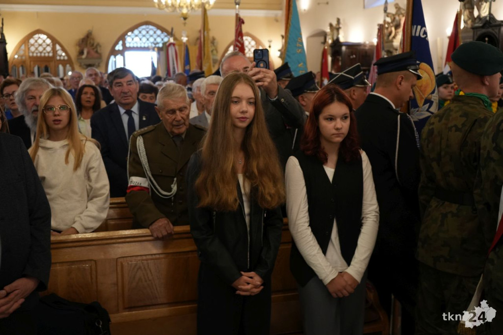 Niedziela Koneckiego Września 2025. Modlitwa za ojczyznę i koncert wojskowy na rynku [wideo, zdjęcia]