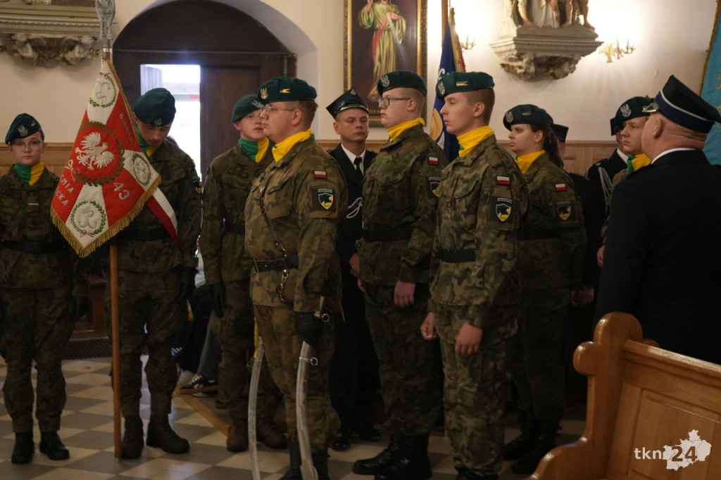 Niedziela Koneckiego Września 2025. Modlitwa za ojczyznę i koncert wojskowy na rynku [wideo, zdjęcia]