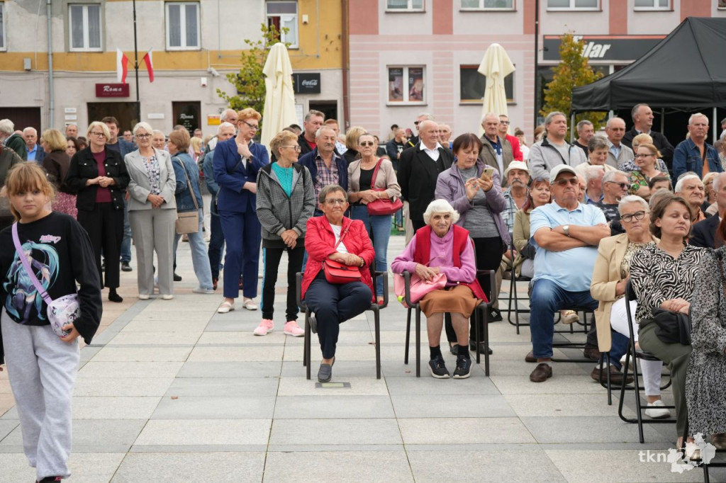 Niedziela Koneckiego Września 2025. Modlitwa za ojczyznę i koncert wojskowy na rynku [wideo, zdjęcia]