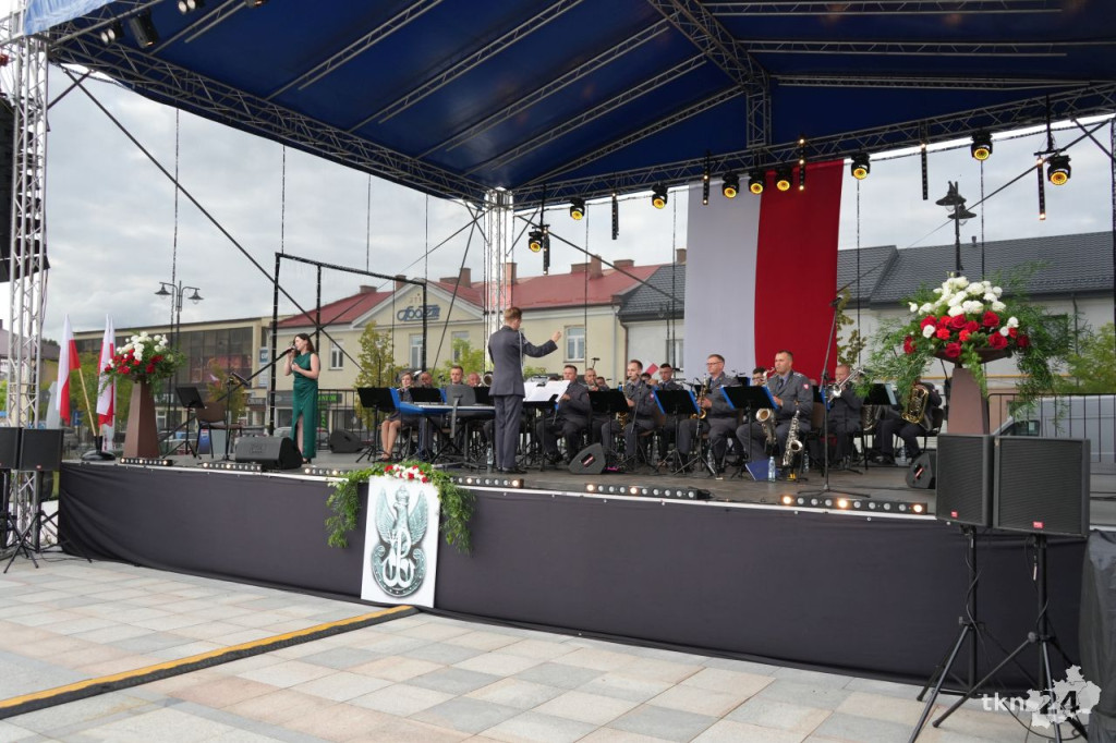 Niedziela Koneckiego Września 2025. Modlitwa za ojczyznę i koncert wojskowy na rynku [wideo, zdjęcia]