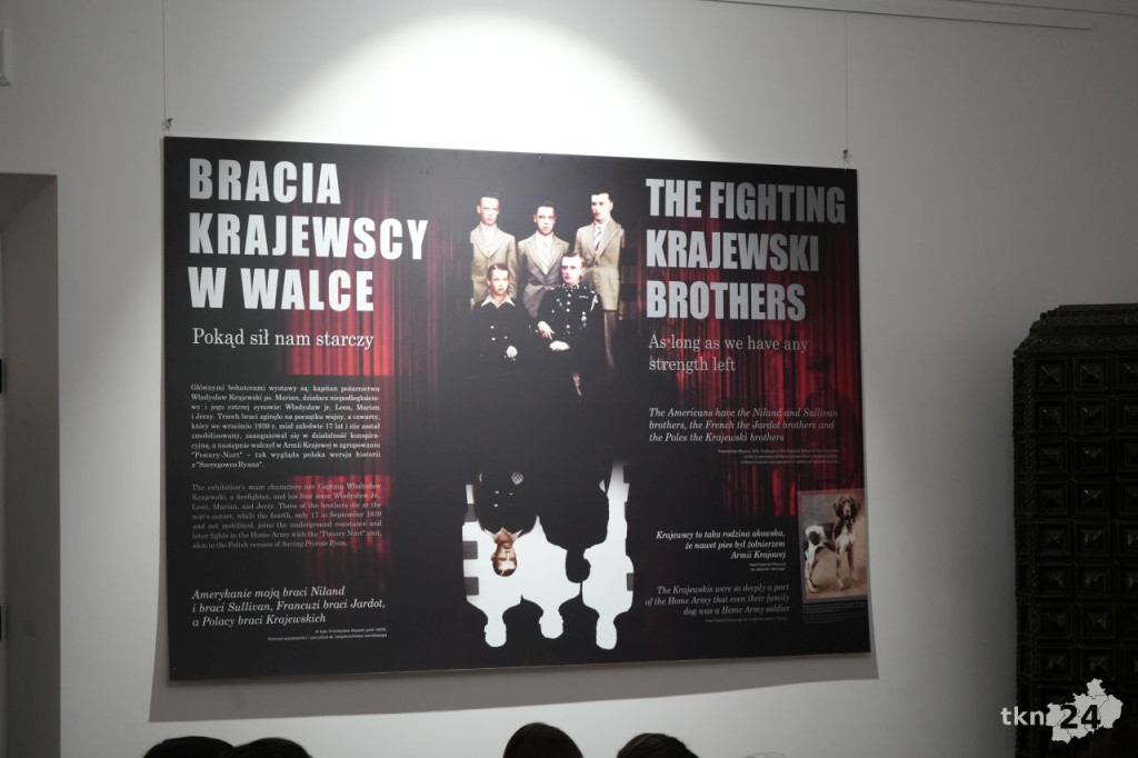 Wieczór z historią. Biblioteka Publiczna w Końskich zaprosiła na wystawę i prelekcje [zdjęcia]