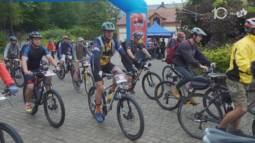Ponad stu uczestników na Piekielnym Bike Oriencie w gminie Stąporków [wideo, zdjęcia]