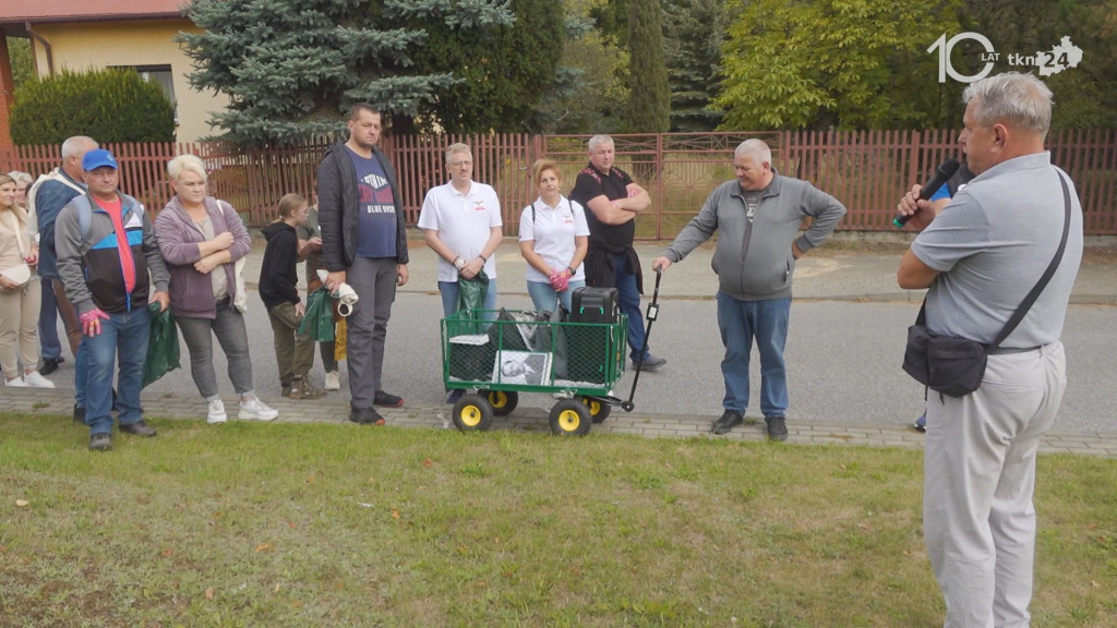 Ecotrip. Oczyszczali świat i poznawali historię [wideo, zdjęcia]