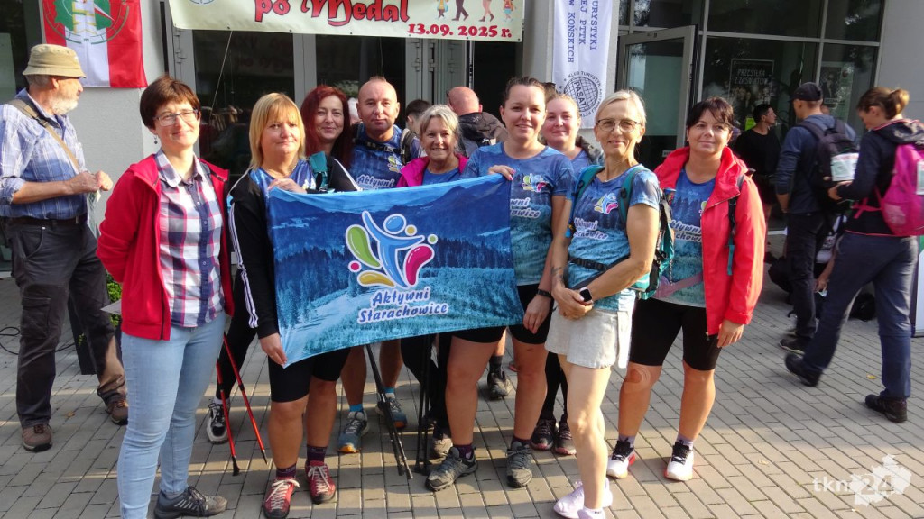 Nawet 270 osób maszeruje po medal na szlakach wokół Końskich! [wideo, zdjęcia]