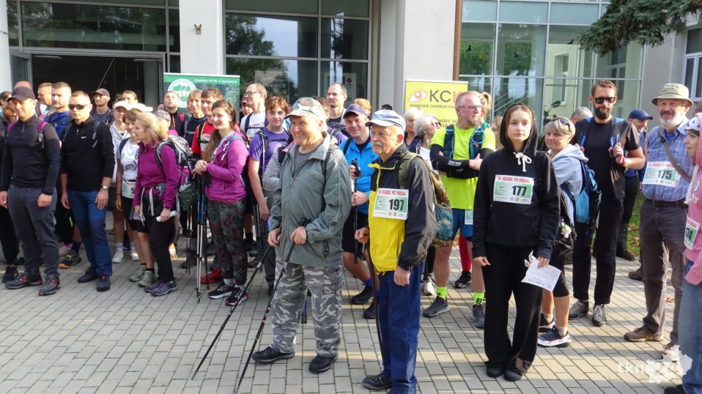 Nawet 270 osób maszeruje po medal na szlakach wokół Końskich! [wideo, zdjęcia]
