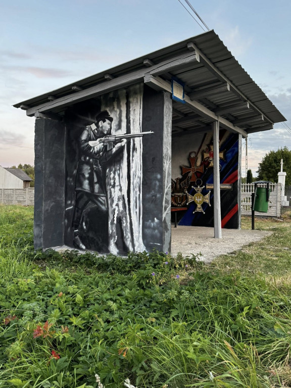 Nowy wygląd przystanków i bookcrossing w Stąporkowie [zdjęcia]