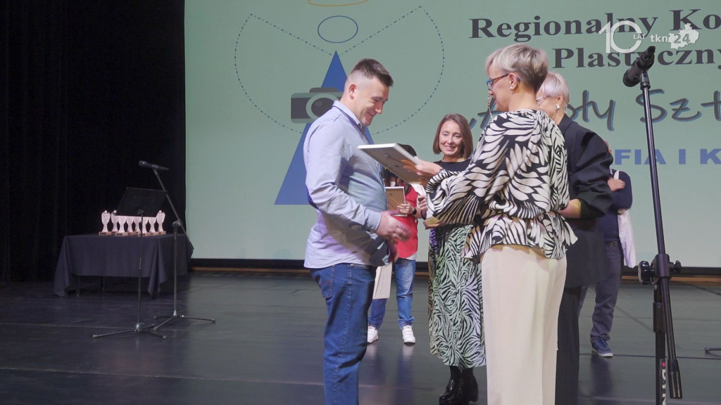 Rozdali Anioły Sztuki. Wystawę można podziwiać przez dwa tygodnie [wideo, zdjęcia]