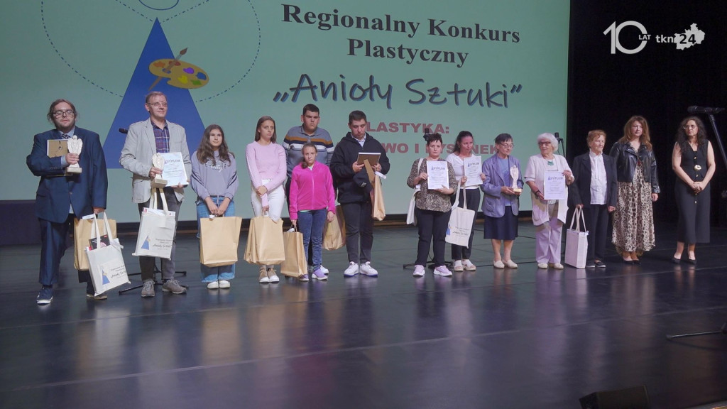 Rozdali Anioły Sztuki. Wystawę można podziwiać przez dwa tygodnie [wideo, zdjęcia]