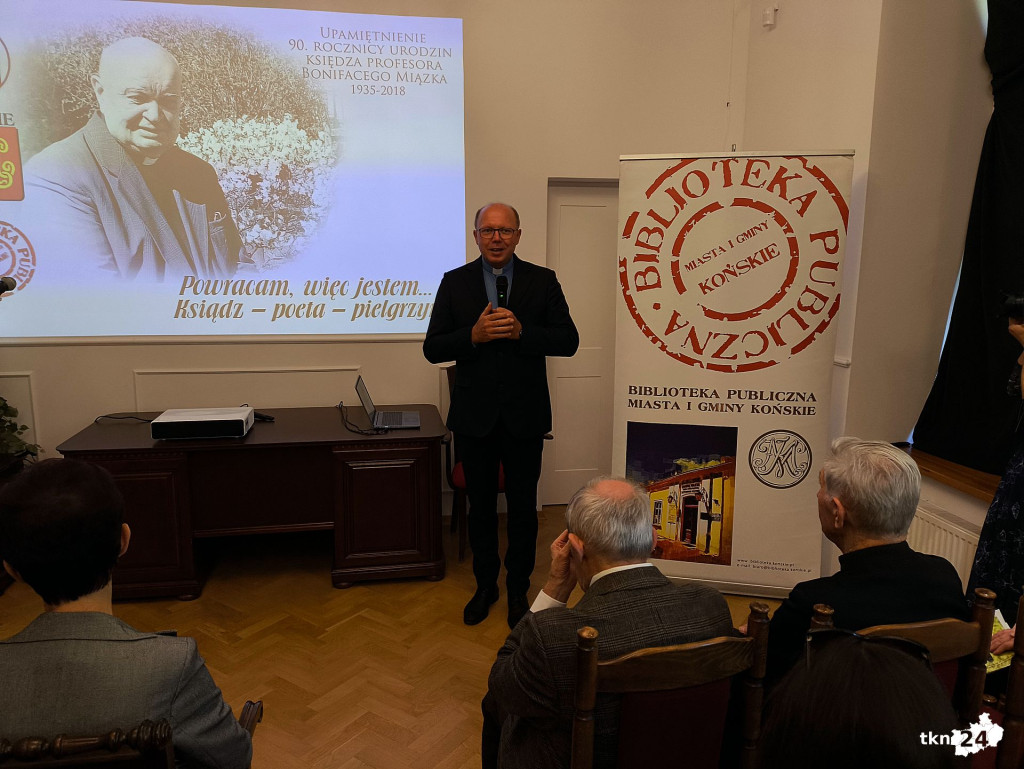 Ksiądz Profesor dr hab. Bonifacy Miązek. Seminarium na 90-lecie urodzin honorowego obywatela Końskich [wideo, zdjęcia]