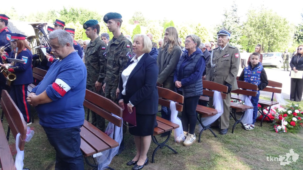W Bokowie uroczyście odsłonięto odnowiony pomnik pamięci żołnierzy Armii Krajowej [wideo, zdjęcia]