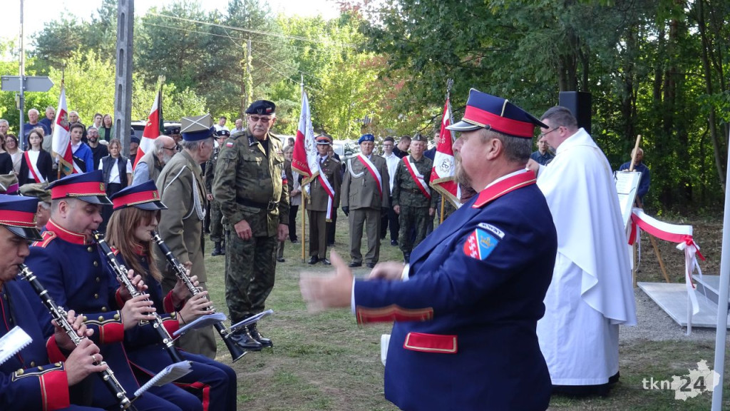W Bokowie uroczyście odsłonięto odnowiony pomnik pamięci żołnierzy Armii Krajowej [wideo, zdjęcia]