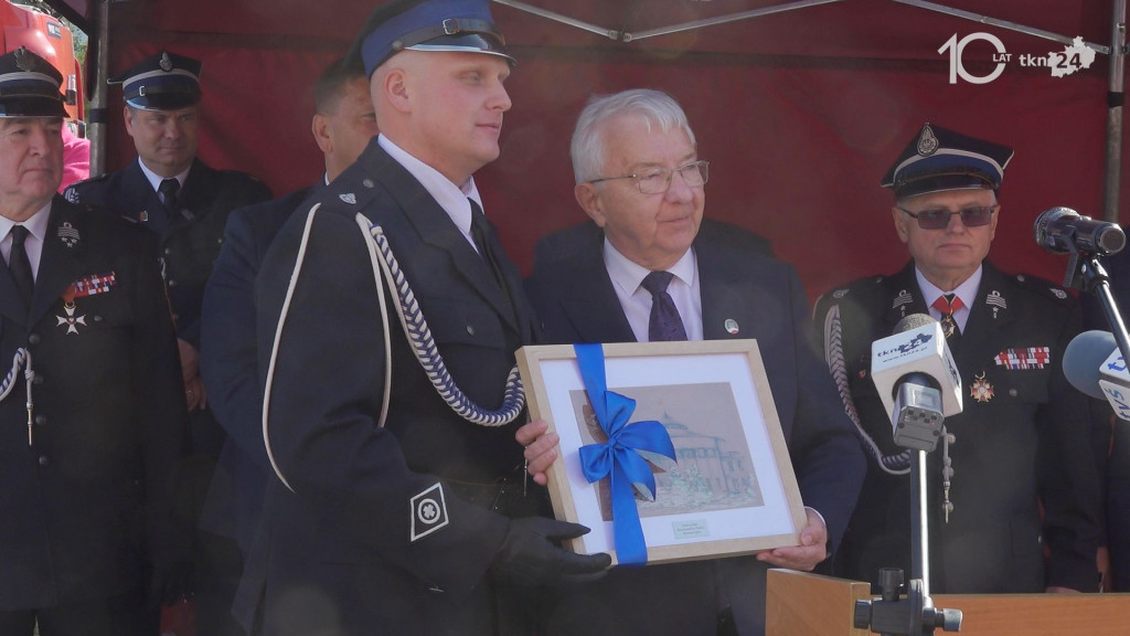 Święto w Węgrzynie. 65 lat jednostki i otwarcie nowej remizy [wideo, zdjęcia]