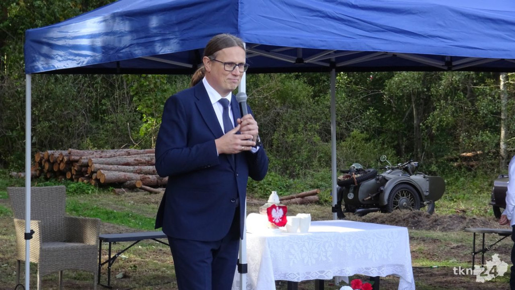 W Bokowie uroczyście odsłonięto odnowiony pomnik pamięci żołnierzy Armii Krajowej [wideo, zdjęcia]