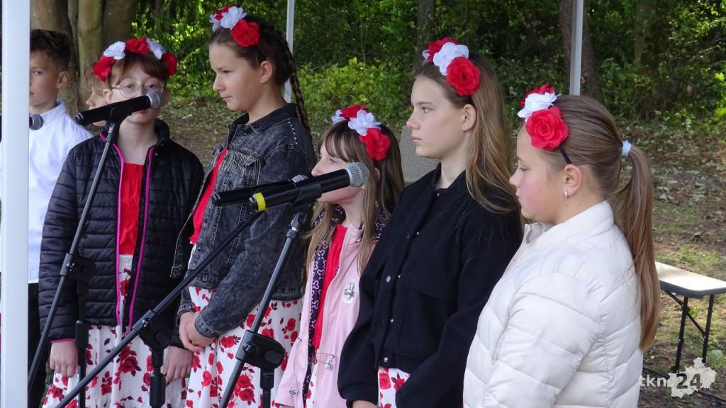 W Bokowie uroczyście odsłonięto odnowiony pomnik pamięci żołnierzy Armii Krajowej [wideo, zdjęcia]