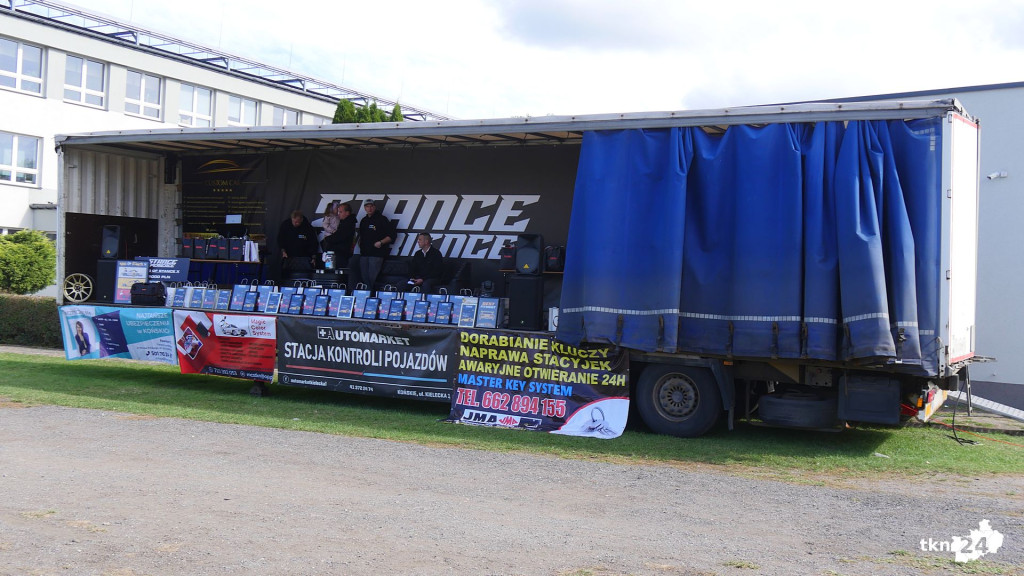 Stance Xperience. Zobaczcie jakie bryki pojawiły się w Końskich! [wideo, zdjęcia]