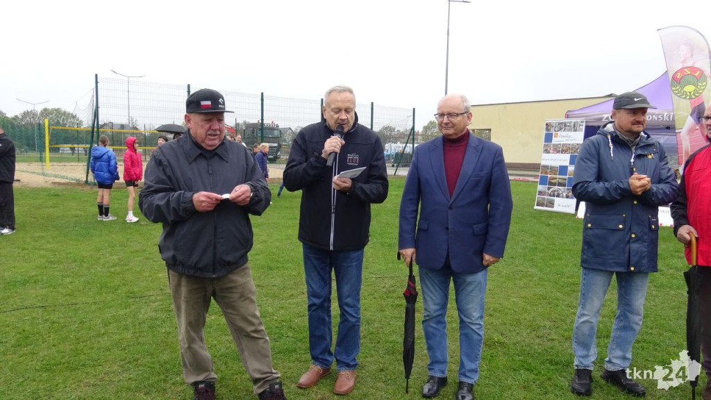 Przełaje znów królowały na stadionie OSiR [wideo, zdjęcia]